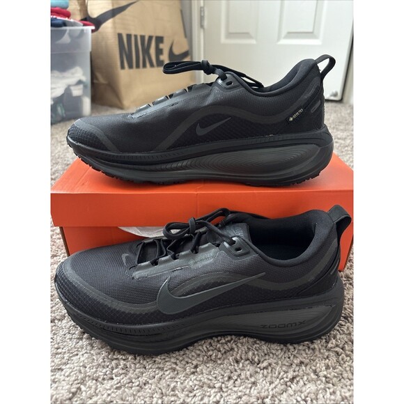 Nike Vomero 18 GTX \'Triple Black\' HQ7002-001 Men\'s Size 10.5 Women\'s 12 Shoes main image 6